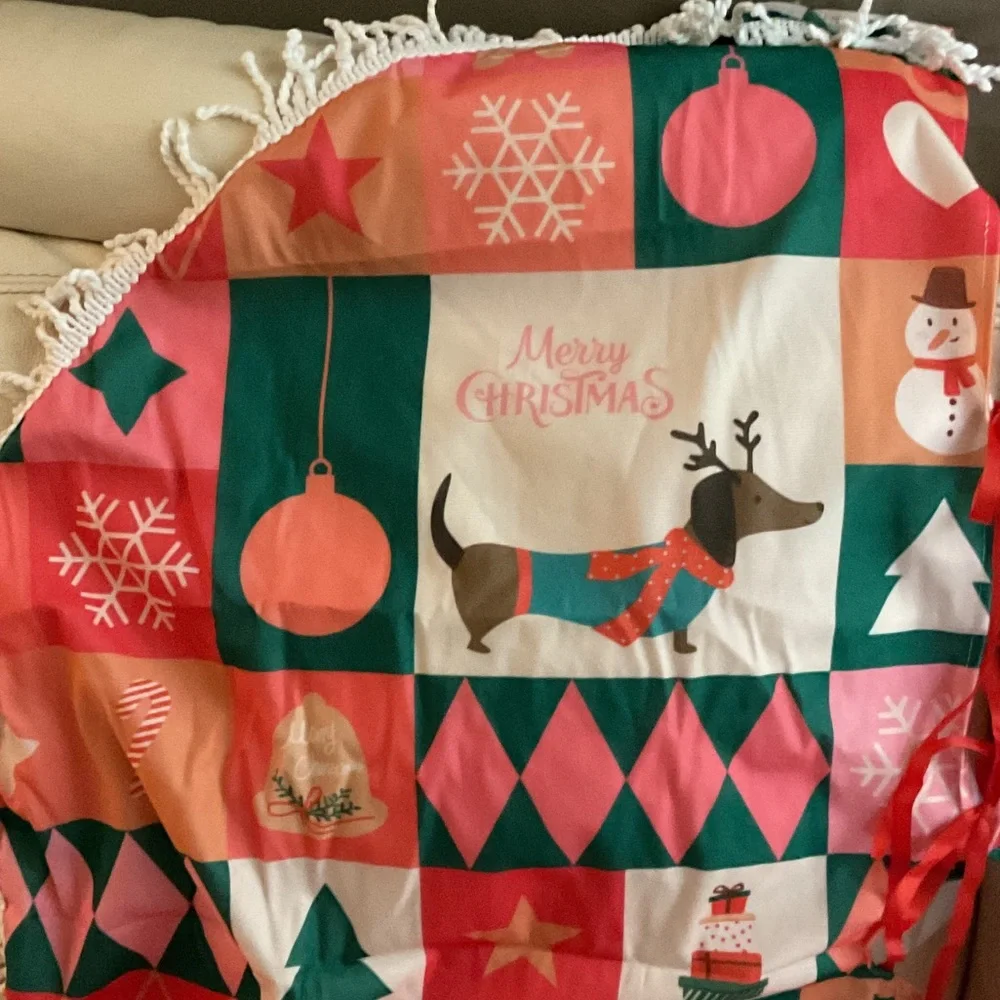 Festive Holiday Tree Skirt with Fringe